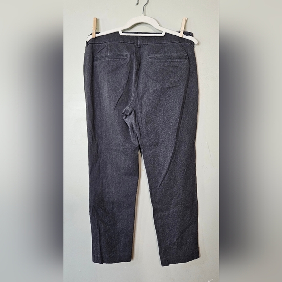 💜Old Navy Pixie  Pants Sz 10 Gray Straight Leg Mid Rise Stretch💛 - Picture 3 of 6